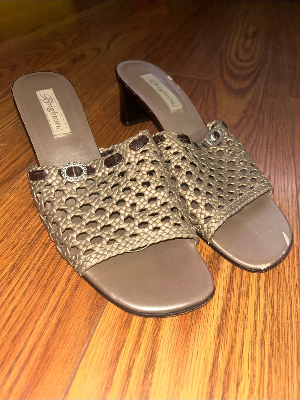 Y2K Brighton Tifany Size 10 Tan Woven/Brown Croco Leather Kitten Heeled Sandals